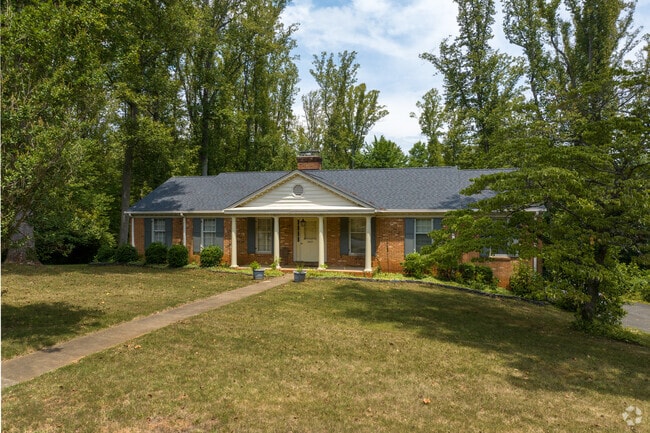 Linkhorne also offers hybrid living spaces.