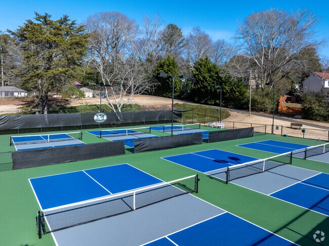 North Pond Pool Park is right in the middle of the Martin's Landing community.
