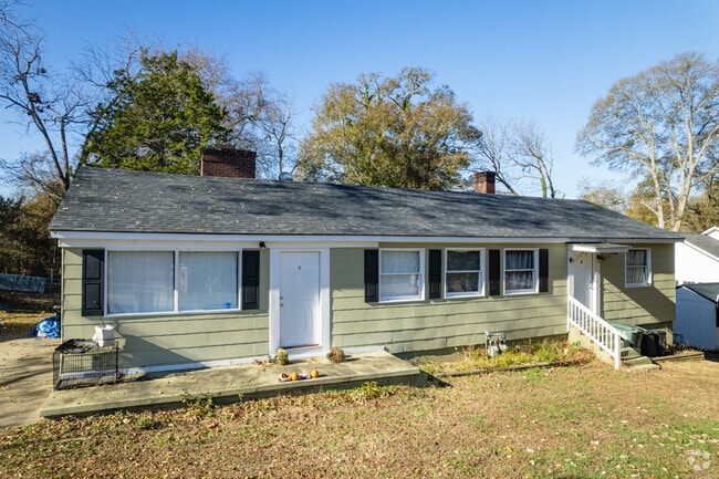 Ranch-style homes can be found in more rural parts of Pickens.