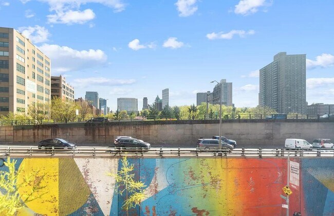 J Condominium unit 7L, Brooklyn, NY 11201 - photo 6