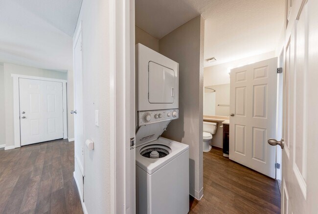 The Lodge at McCarran Ranch Apartment Homes, Reno, NV 89509 - photo 6