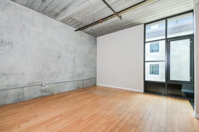 Bldg 100, Charleston, SC 29403 - photo 3