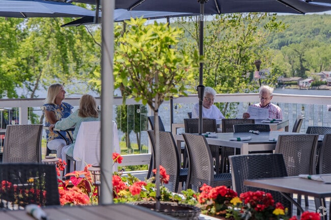 Gelston House is one of the top restaurants to visit in East Haddam.