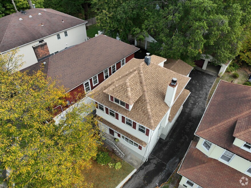 65 E Gouverneur Ave, Rutherford, NJ 07070 - photo 2