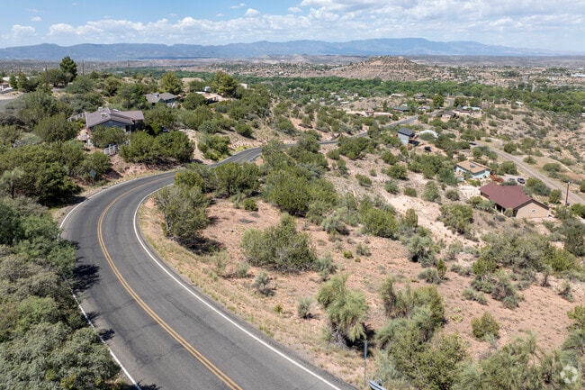 Most people think Arizona is flat, but Lake Montezuma is anything but.