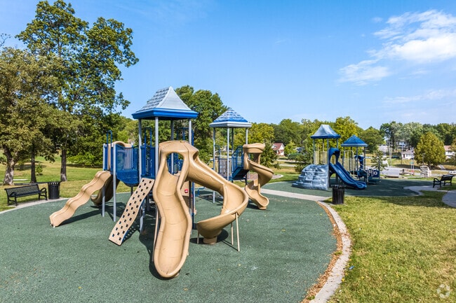 Swope Park offers Noble And Gregory Ridge residents a 1,800-acre space with various amenities.