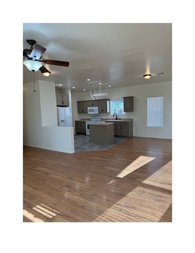 2640 W 5th St, Yuma, AZ 85364