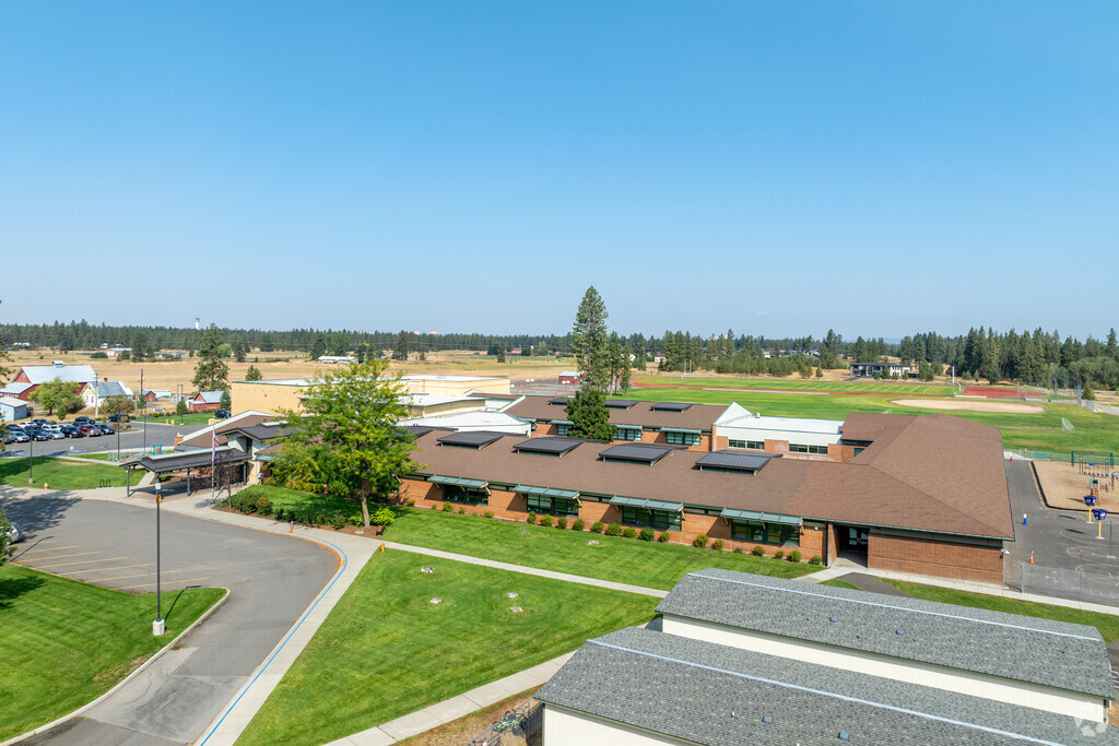 Windsor Elementary has a small parking lot in front of the school for its staff.