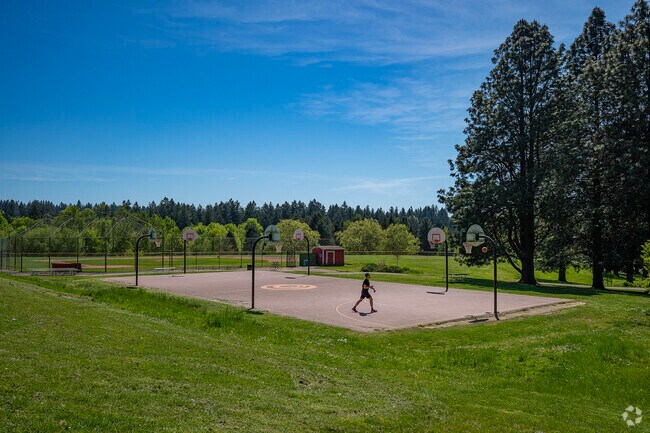 Shoot some hoops at Gabriel Park in Multnomah, Portland.
