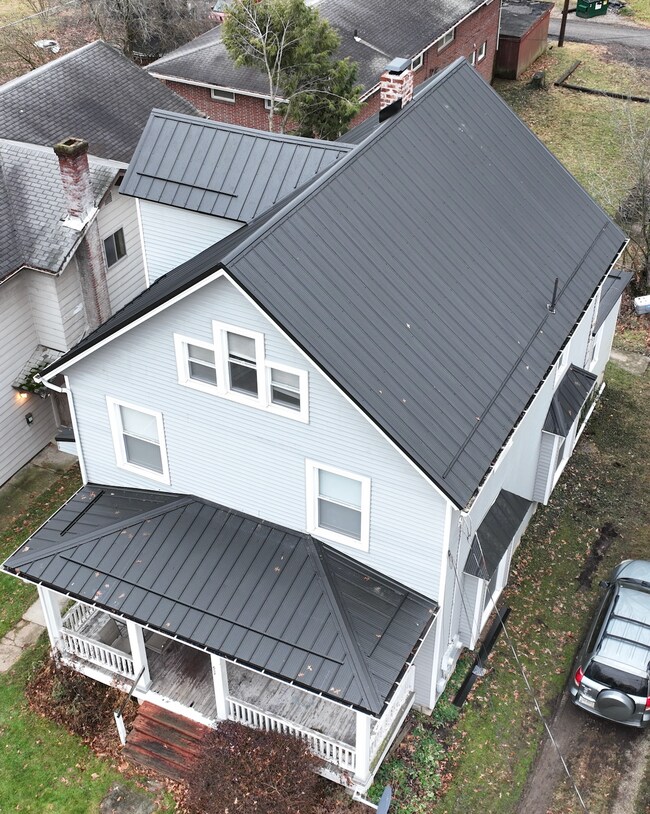 652 N Bever St Unit Upper, Wooster, OH 44691