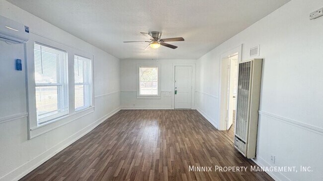 420 W Lynn St, Slaton, TX 79364 - photo 6