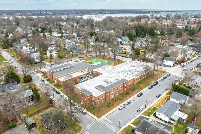West Annapolis Elementary School in Annapolis helps students foster a love for knowledge.