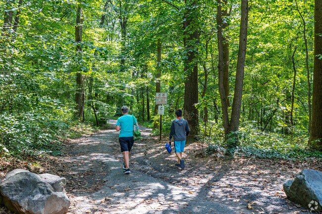 Enjoy long hikes along the Lake Bernard Frank Trail.