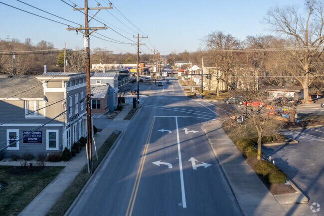 Newtown has plenty of local businesses for residents of the neighborhood to enjoy.