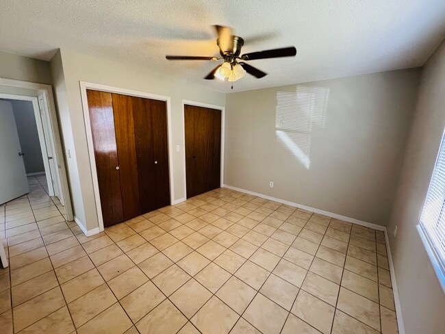 3851 NW Archer St unit 102, Lake City, FL 32055 - photo 7