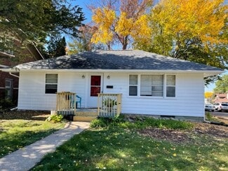 121 S Governor St, Iowa City, IA 52240