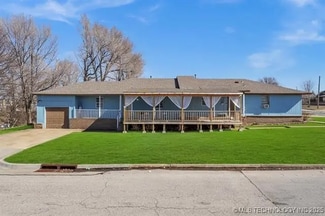 1129 S 124th East Ave, Tulsa, OK 74128