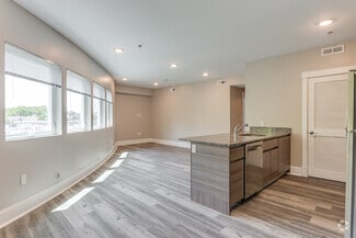 350 Pleasant St, Watertown, MA 02472
