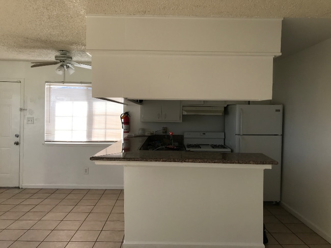 26 Nedra Ct, Sacramento, CA 95822 - photo 3