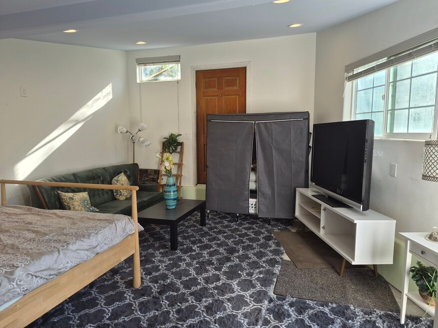 2141 Torrey Pines Rd, San Diego, CA 92037 - photo 1