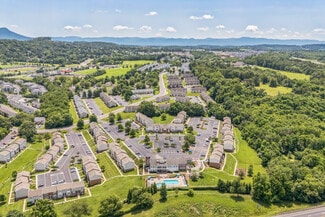 1443 Devon Ln, Harrisonburg, VA 22801