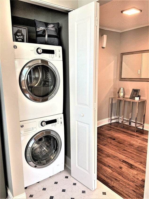 Emerson 501 Longview Rd, Knoxville, TN