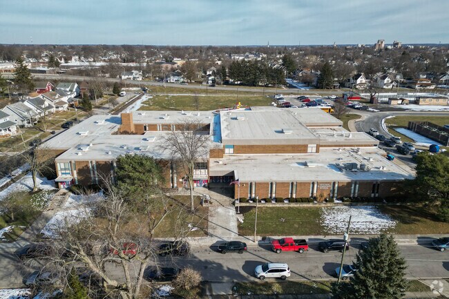 Heritage Elementary houses students K-5 in the city of Lima.