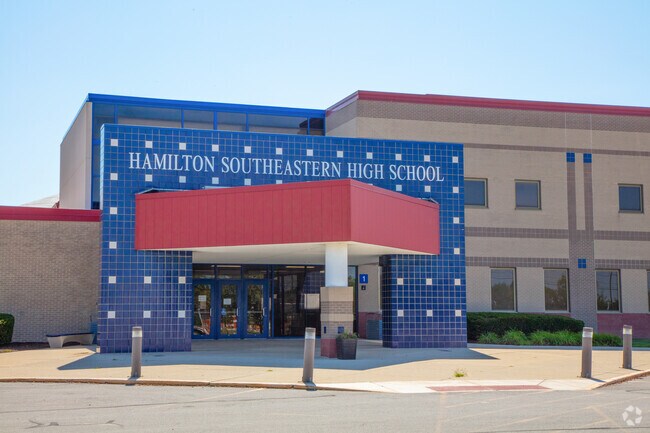 Hamilton Southeastern High School front entrance in Olio.