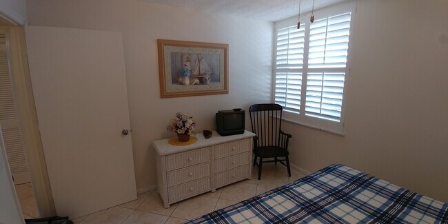 The Empress Condominiums unit 1506, Jensen Beach, FL 34957 - photo 7
