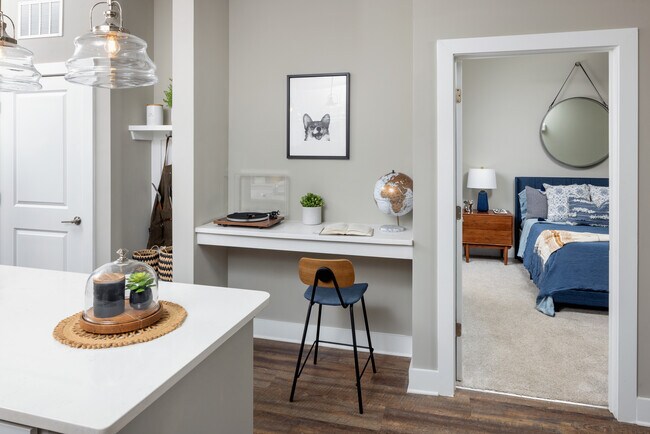 Avalon Highland Creek, Charlotte, NC 28269 - photo 3