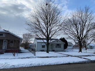 2105 E 4th St, Mishawaka, IN 46544