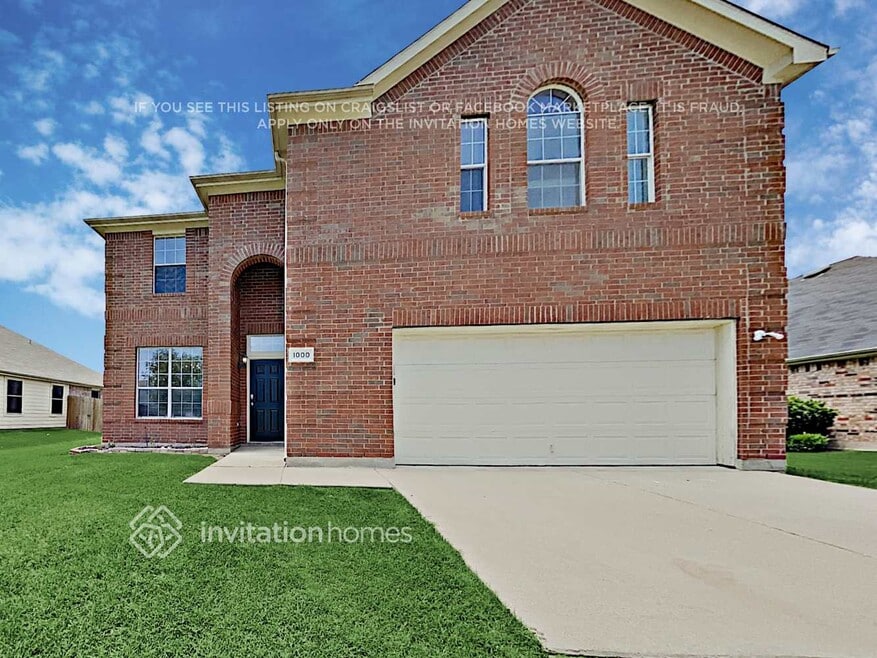 1000 Pebblecreek Dr, Burleson, TX 76028 - photo 1