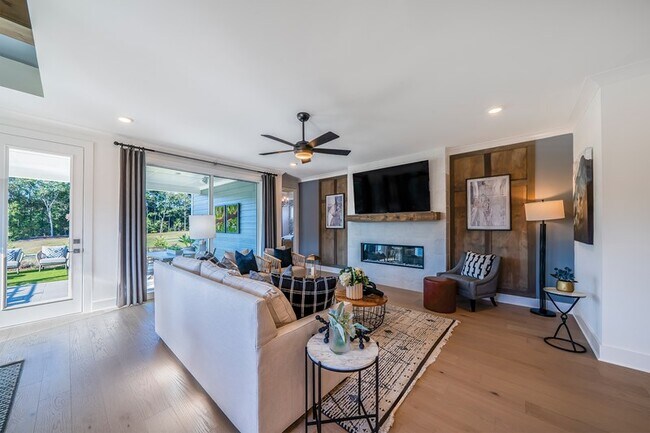 202 Strawberry Ln unit 36492606, Woodstock, GA 30189 - photo 5