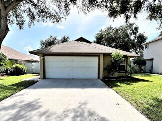 106 Pennock Landing Cir, Jupiter, FL 33458