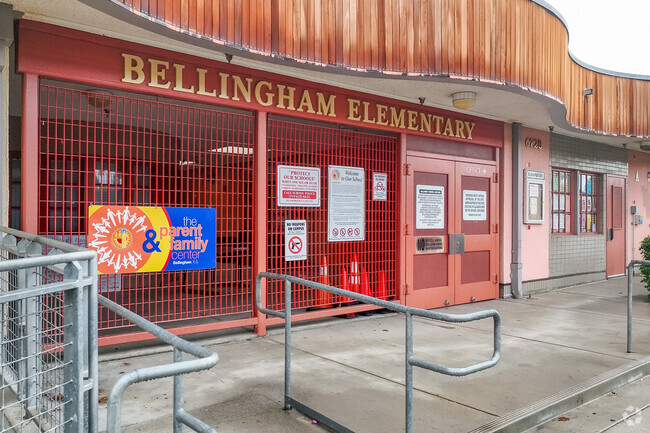 Bellingham Elementary School has Pre-K, Kindergarten, and 1st-5th grade drop off zones.
