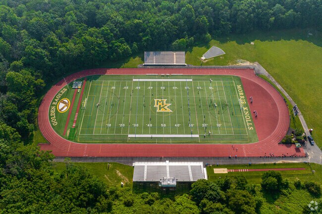 Morris Knolls High School in Rockaway, NJ received a Niche overall grade of A and is part of the highly regarded Morris Hills Regional School District.
