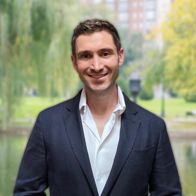Agent Photo