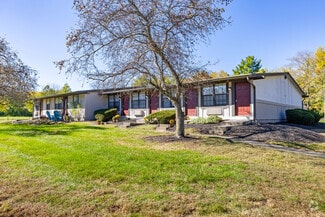 80 Twin Lakes Dr, Enon, OH 45323