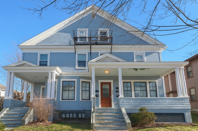 57 Bartlett Ave unit 4, Pittsfield, MA 01201 - photo 2