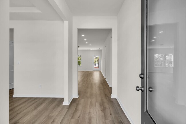 564 Nightengale Ridge Rd, Columbia, TN 38401 - photo 4