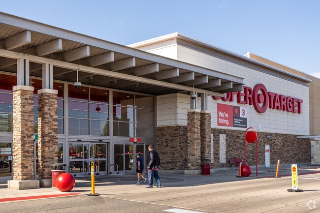 National retail chains are easily accessible in Lower Clover Basin.