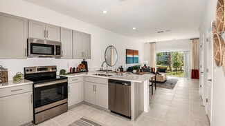 8693 Daybreak St, Sarasota, FL 34241