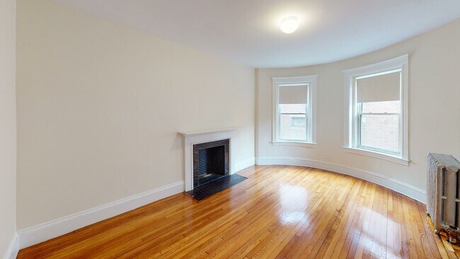 1789 Beacon St unit 1, Brookline, MA 02445 - photo 3