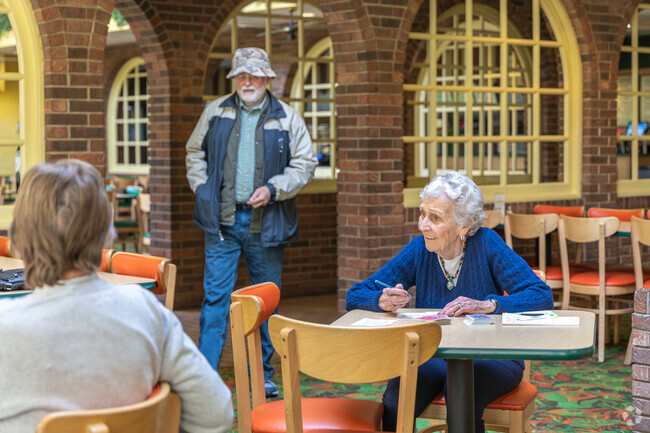 Santa Clara residents spend their lunch at the local Marion's Piazza.
