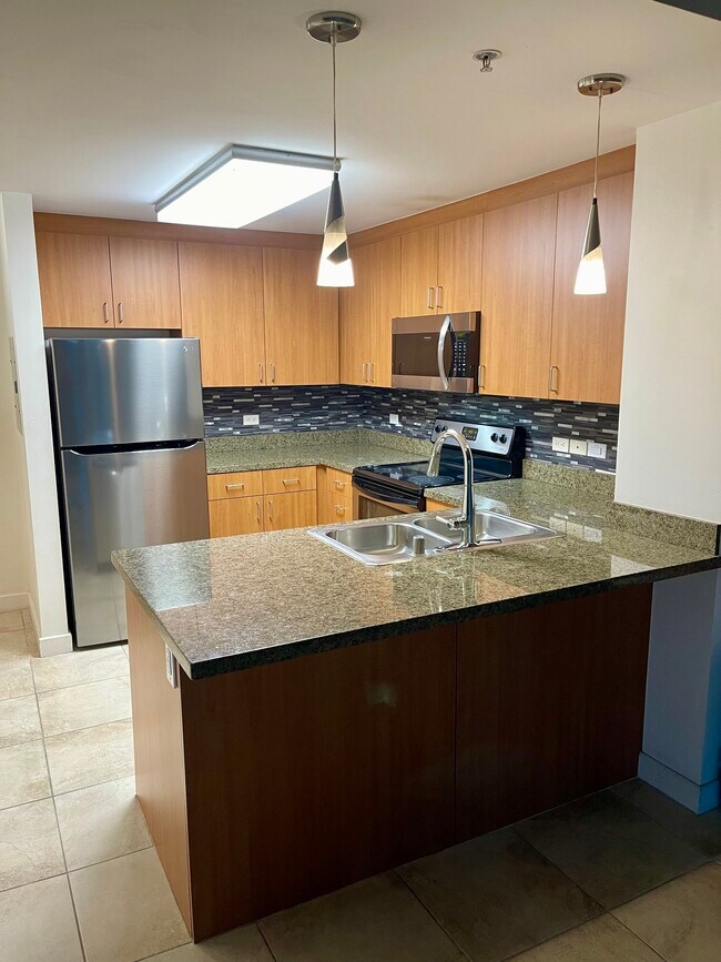 Skyvue Lofts At Smart Corner unit 603, San Diego, CA 92101 - photo 2