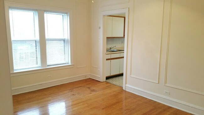 710 Seward St unit 1S, Evanston, IL 60202 - photo 4