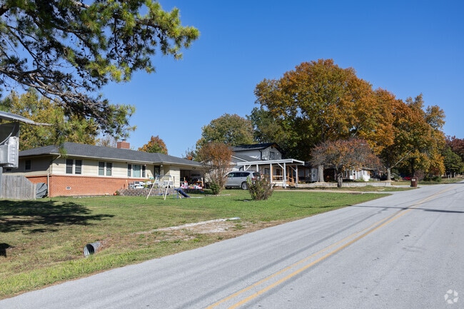 Older single family homes in Hollister can go for about $200,000 to $500,000.