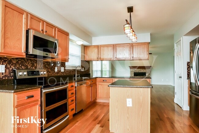 5 Shady Moss Ct, Saint Charles, MO 63304 - photo 6