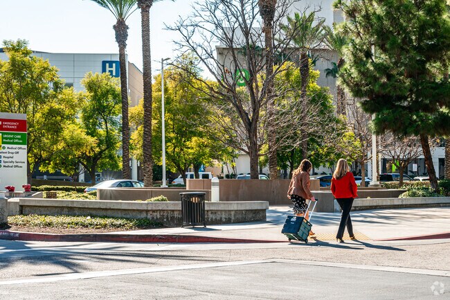 Kaiser Permanente - Fontana is near Bloomington and convenient for surrounding neighborhoods.