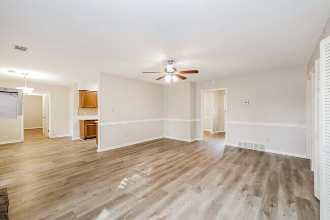 7965 Meadow Trail Dr, Cordova, TN 38018 - photo 4